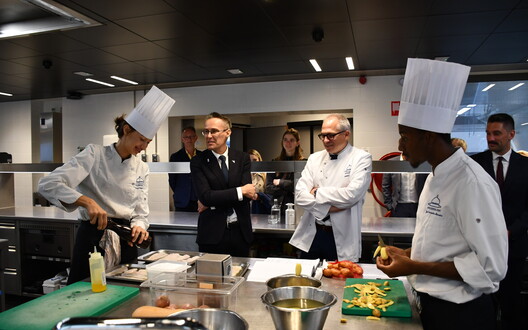 Vlaams Minister-president dhr. Diependaele bezoekt Hotelschool Gent