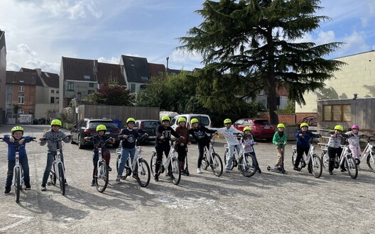 Fietsen : verkeerstekens inoefenen