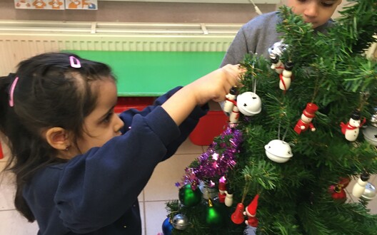 kerstboom versieren