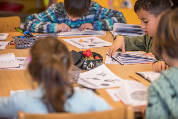 kinderen aan het werk