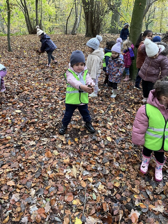 Samen naar het bos