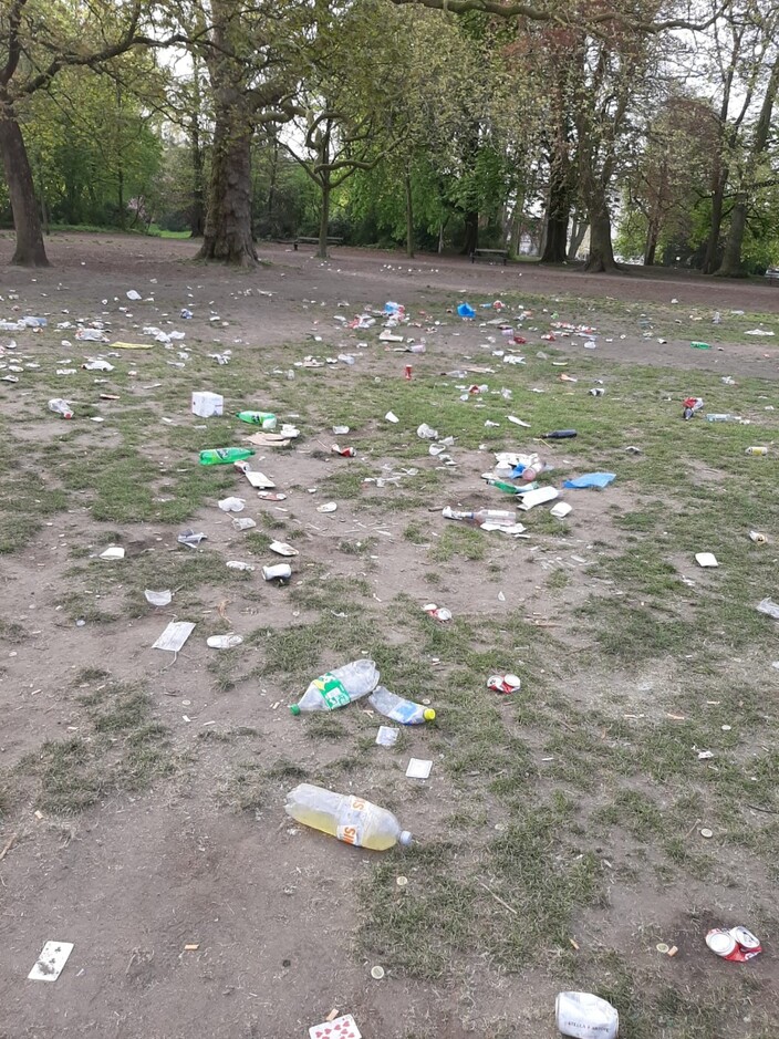 Brief van de burgemeester over het afval in het park!